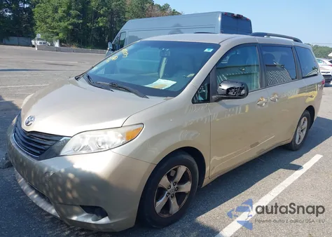 2013 Toyota Sienna Le V6 8 Passenger из США, поврежденный, VIN 5TDKK3DC0DS353687